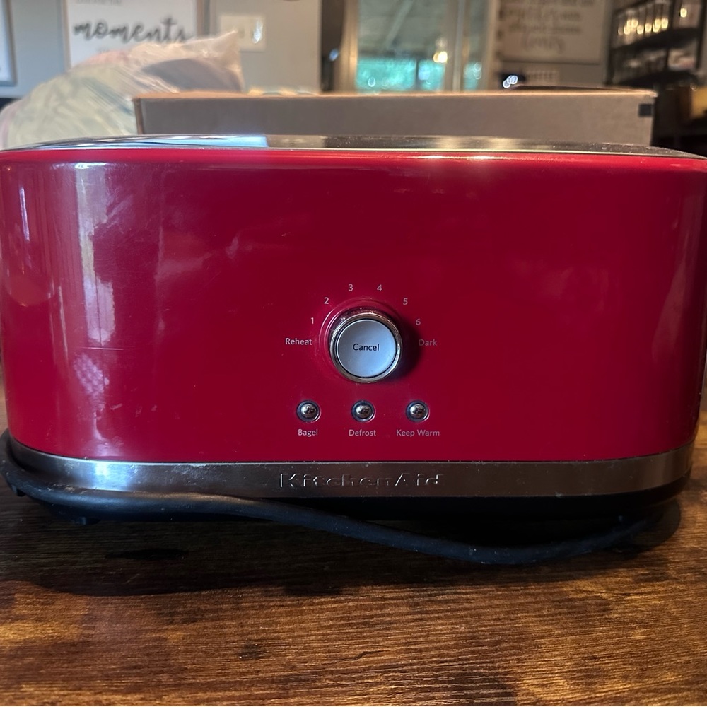 KitchenAid 4 slice toaster